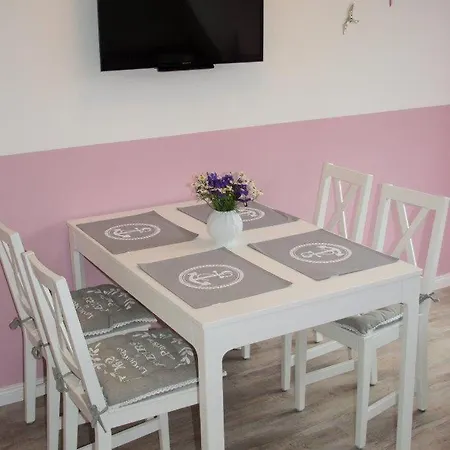 Wohnung-sylt-haus-duenengras Apartment Busum