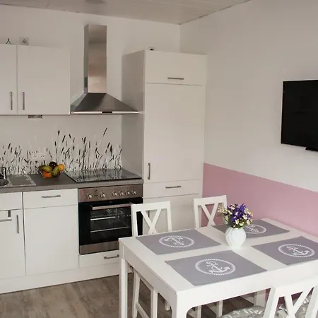 Wohnung-sylt-haus-duenengras * Бюзум